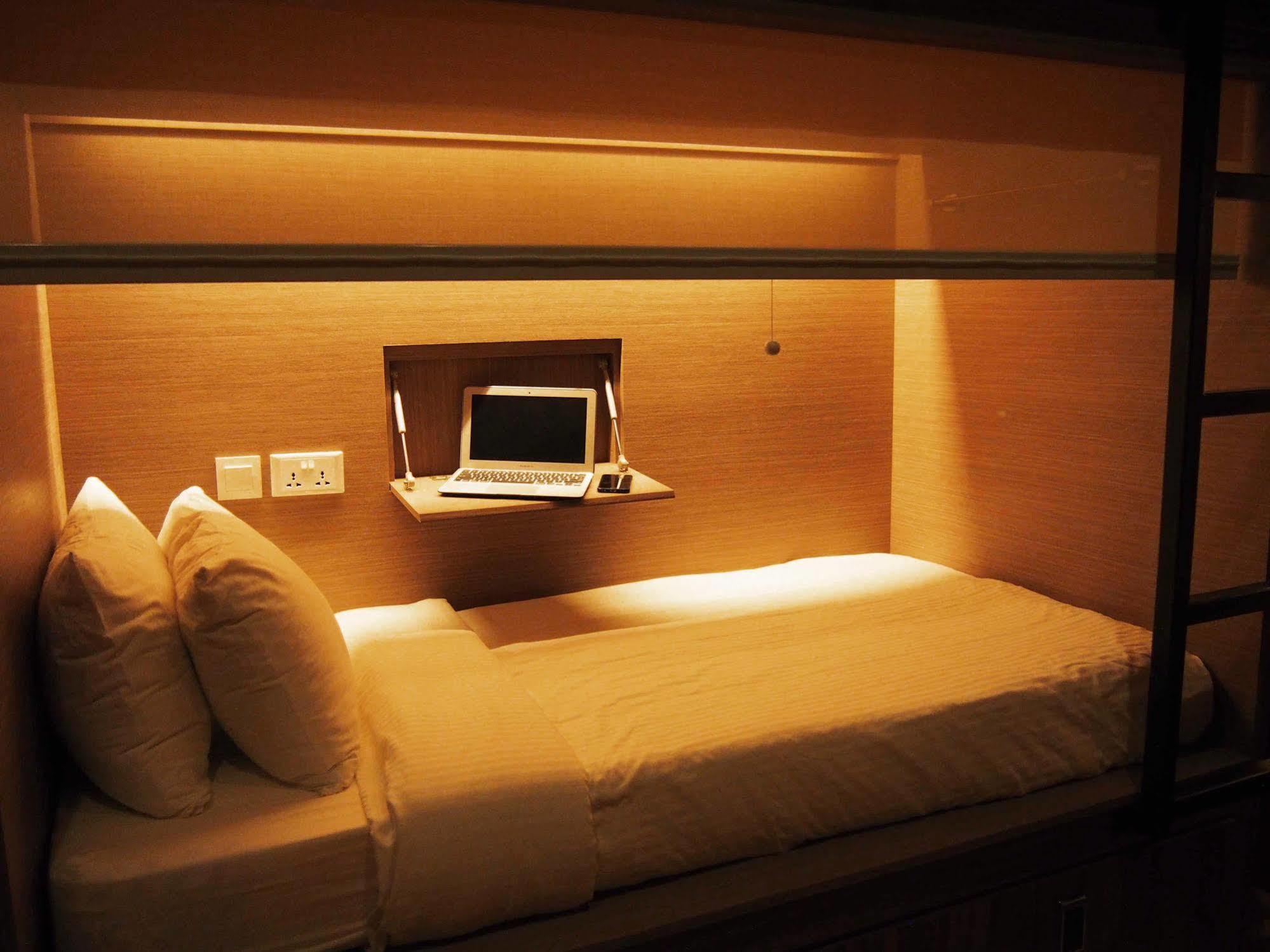 Kapselhotel Beat. Capsule @ Boat Quay