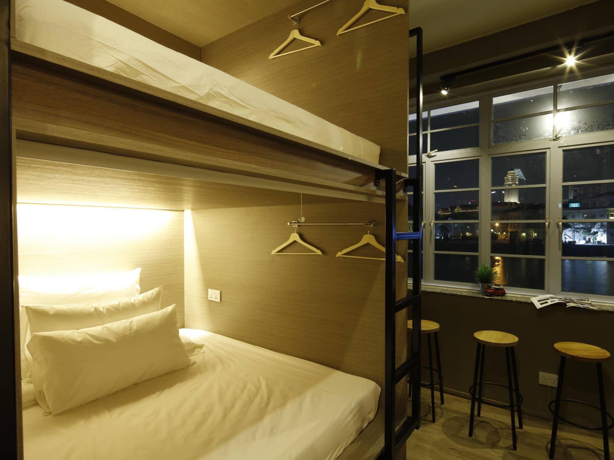 Kapselhotel Beat. Capsule @ Boat Quay Singapur